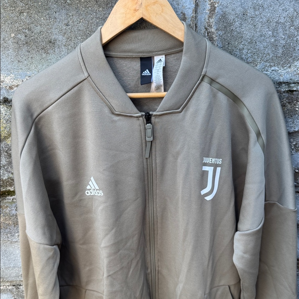 adidas Juventus Anthem ZNE Jacket - Clay/White size L track soccer kit